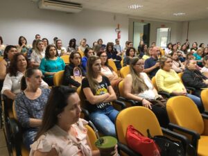 Read more about the article AMERIOS realiza Roda de Conversa sobre Serviços de Acolhimento para Crianças e Adolescentes