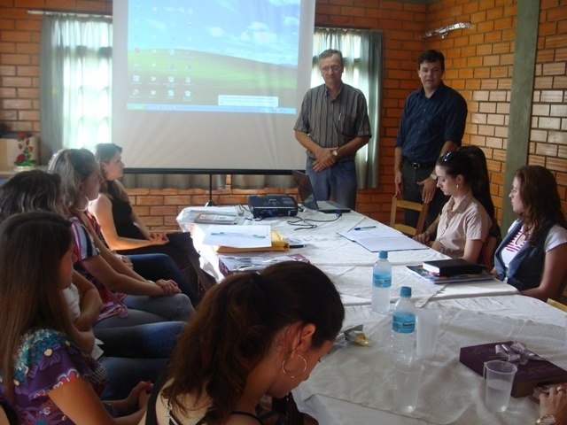 You are currently viewing Reunião do Colegiado de Nutricionistas foi realizada em Saudades