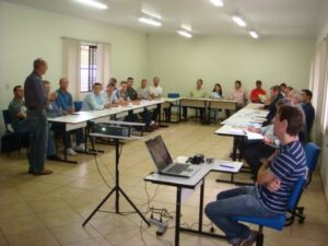 Read more about the article Secretários Municipais de Agricultura reuniram-se na AMERIOS