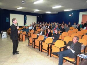 Read more about the article Curso Sobre Condutas Vedadas em Ano Eleitoral e Final de Mandato Municipal